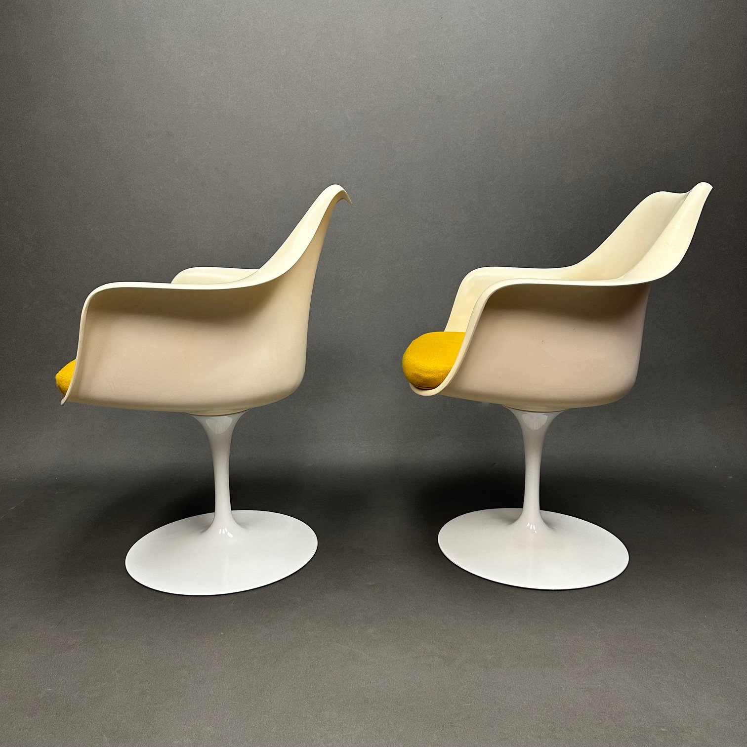 Lot de 2 fauteuils pivotants Tulipe Eero Saarinen Knoll